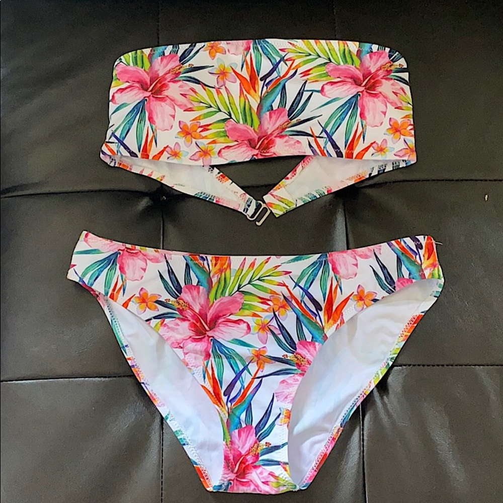 Swim suit